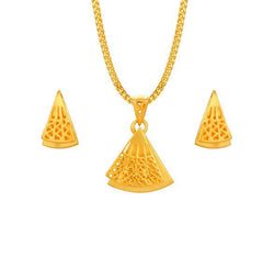Tanishq Yellow Gold Pendant Set