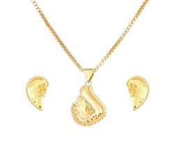 A beautiful 22 karat yellow gold pendant set with exquisite design