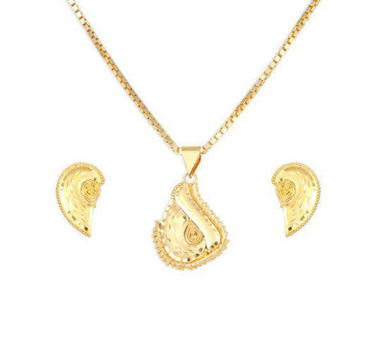 A beautiful 22 karat yellow gold pendant set with exquisite design