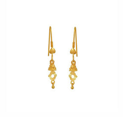 Drop earrings in 18 karat yellow gold.