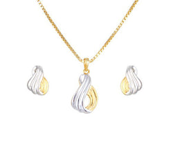 Tanishq Yellow Gold Pendant Set